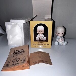 Precious Moments Baby's 1st Christmas 1985 Special Issue Porcelain Figurine/Box